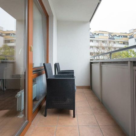 Ferienwohnung Spacious With Balcony Wien Exterior foto